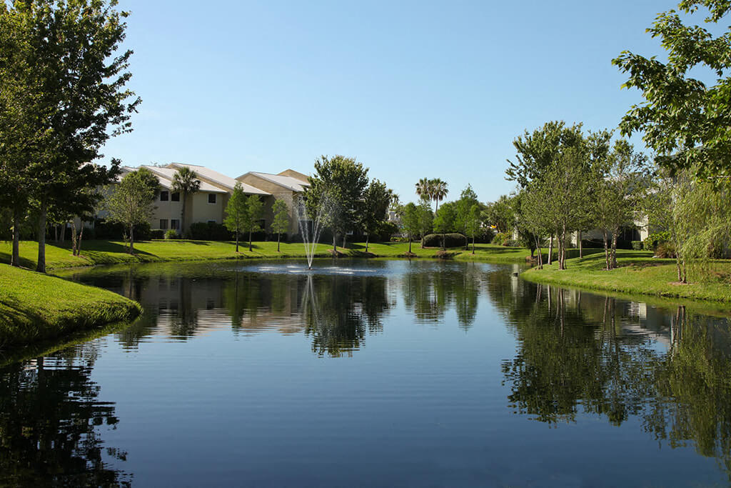 Coral Club Apartment Homes Image 18