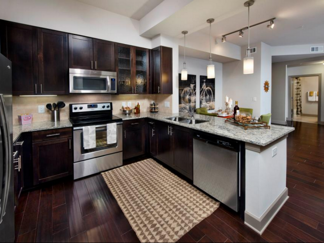 Elle of Buckhead Image 22