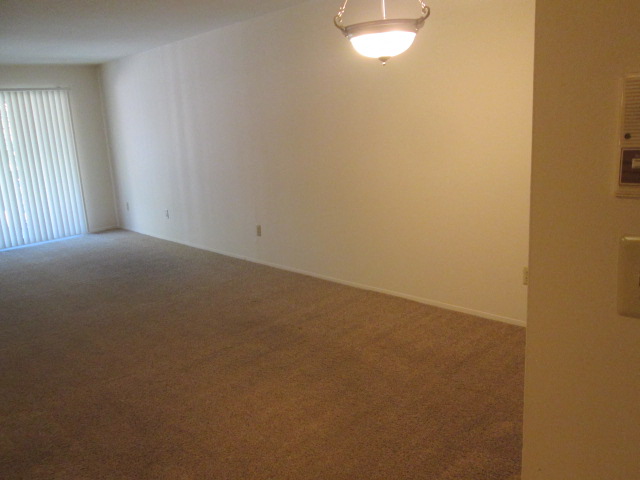 Eastwood Village Apartments Image 10