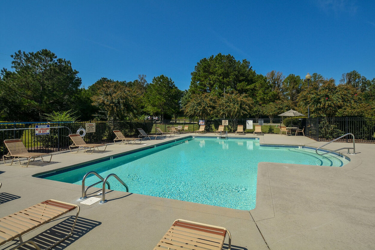 Coopers Pointe Image 1