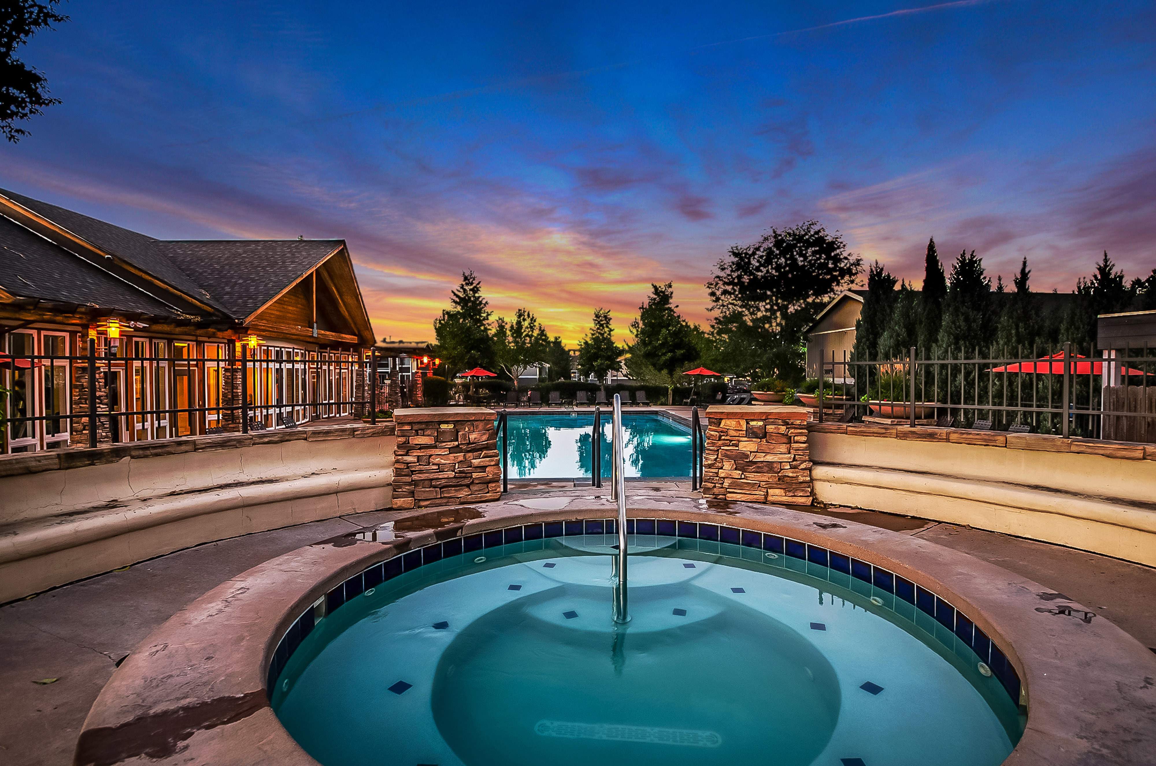 Broadmoor Ridge Apartment Homes Image 4