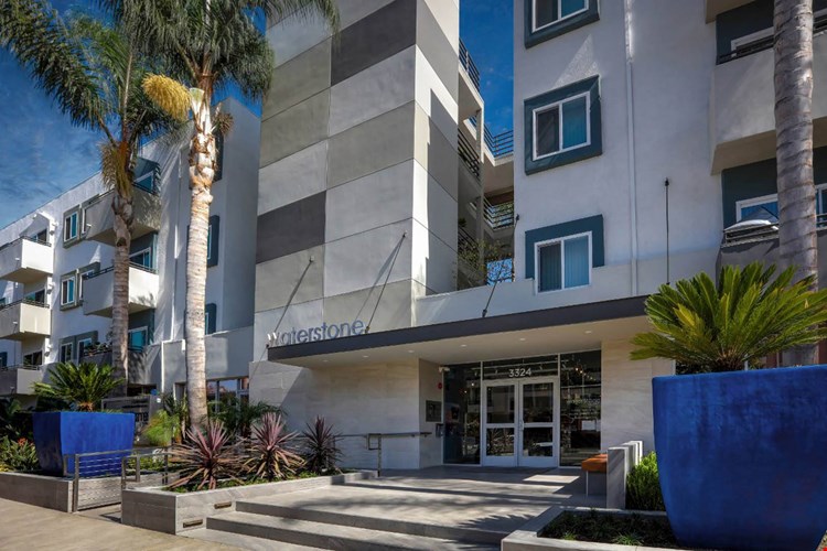 Waterstone at Metro Image 1