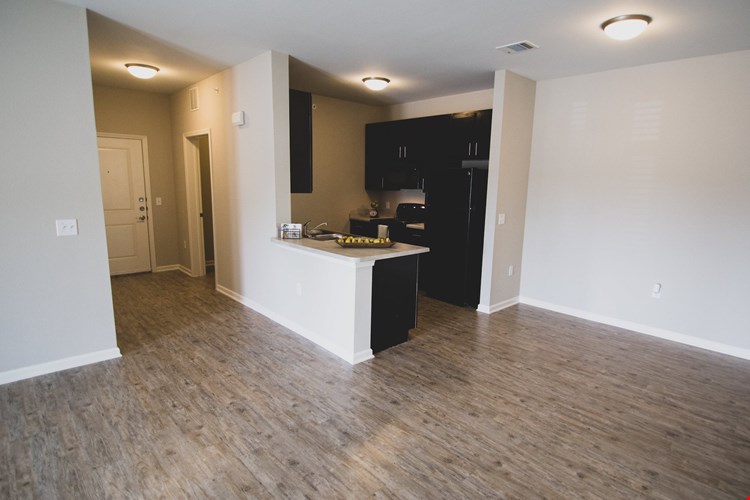 Sansom Ridge Image 6