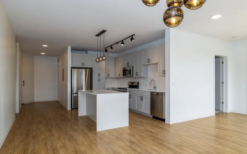 2200 LaSalle at Lafayette Square Image 5