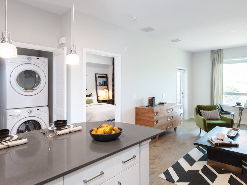Avalon Scheme Apartment Home