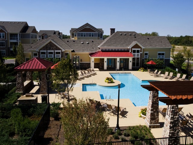 Grove at Waterford Crossing Image 17