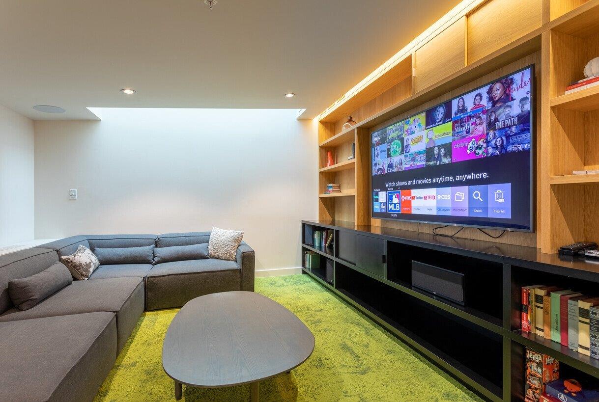 Media Room | Yard