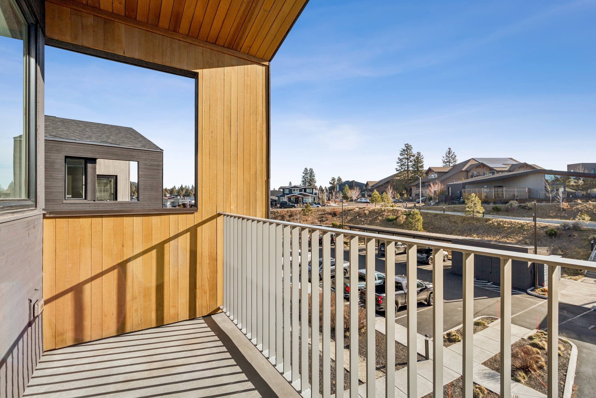 Range Apartments Image 39