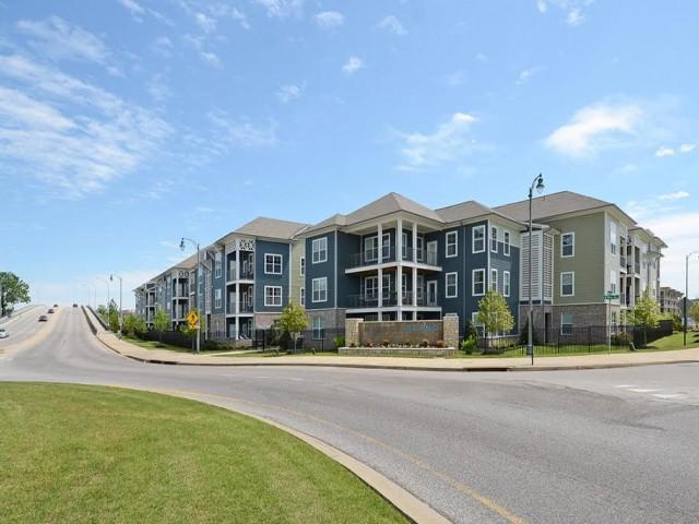 Harbor Island Image 2