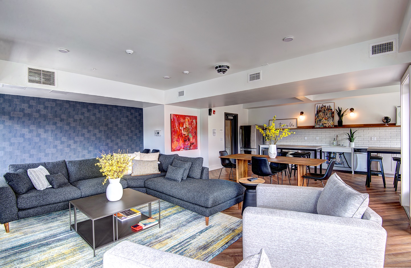 98th Avenue Image 14