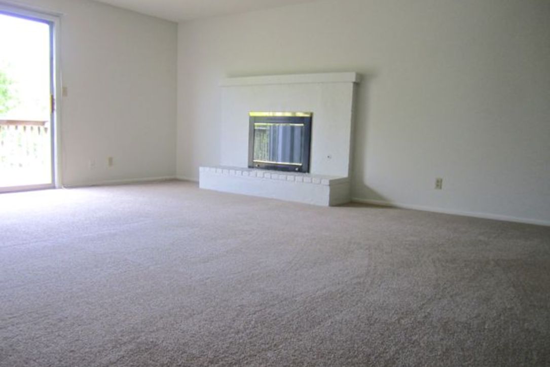 The Village and Village View Apartments Image 6