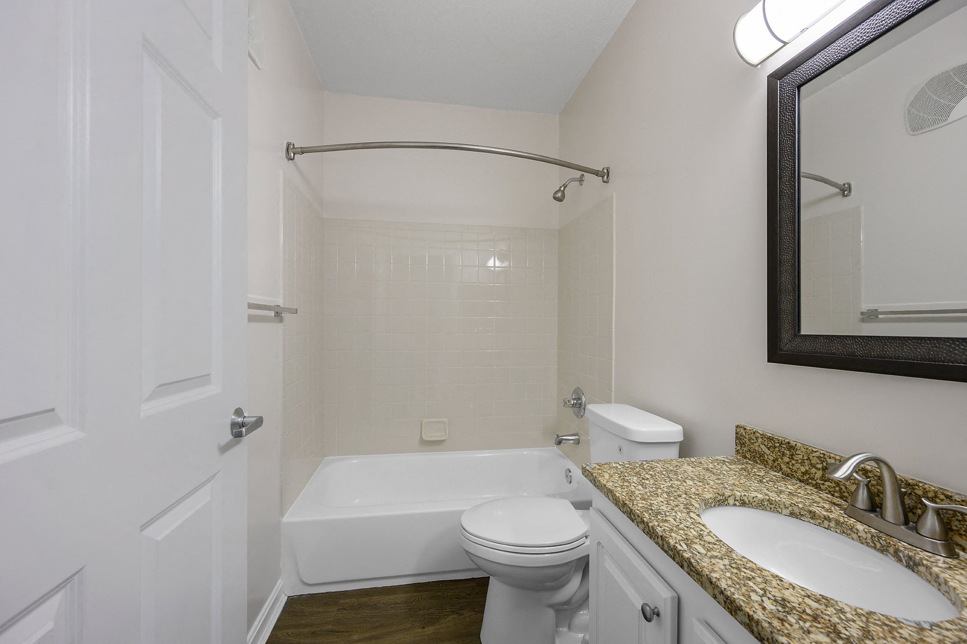 Roebling Row Image 84