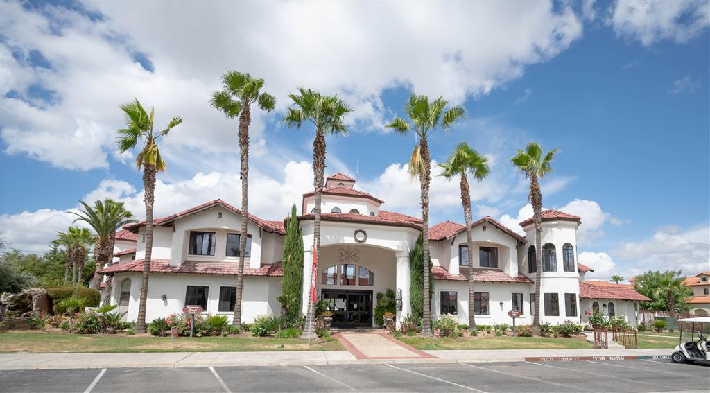 Dominion Courtyard Villas Image 8