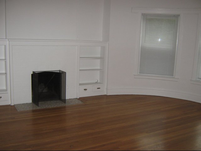 1358 E 58th Street Image 3