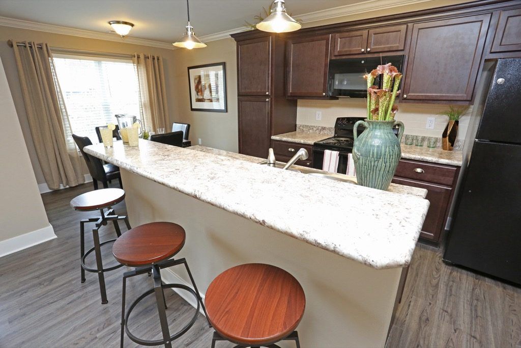 State Street Apartments Image 6