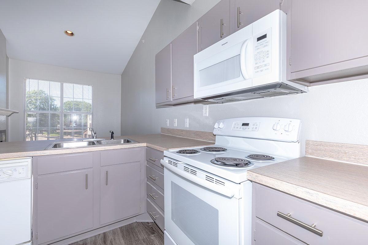 Ascension Point Condominiums Image 7