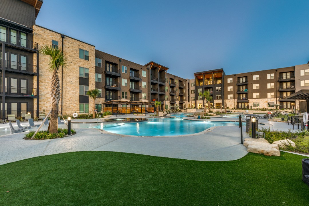 Aura High Pointe Image 15