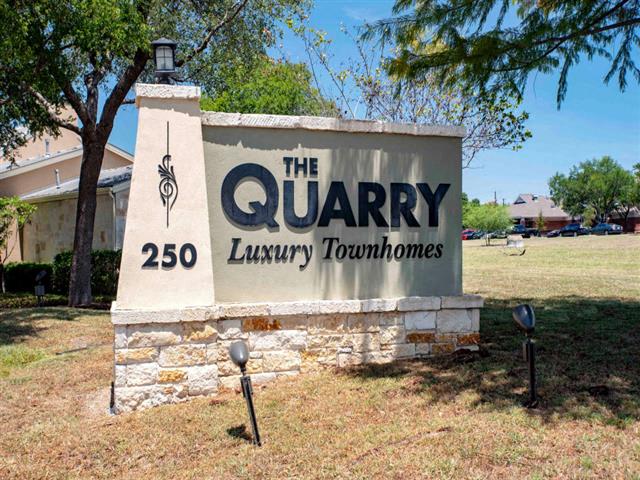 The Quarry Townhomes Image 1