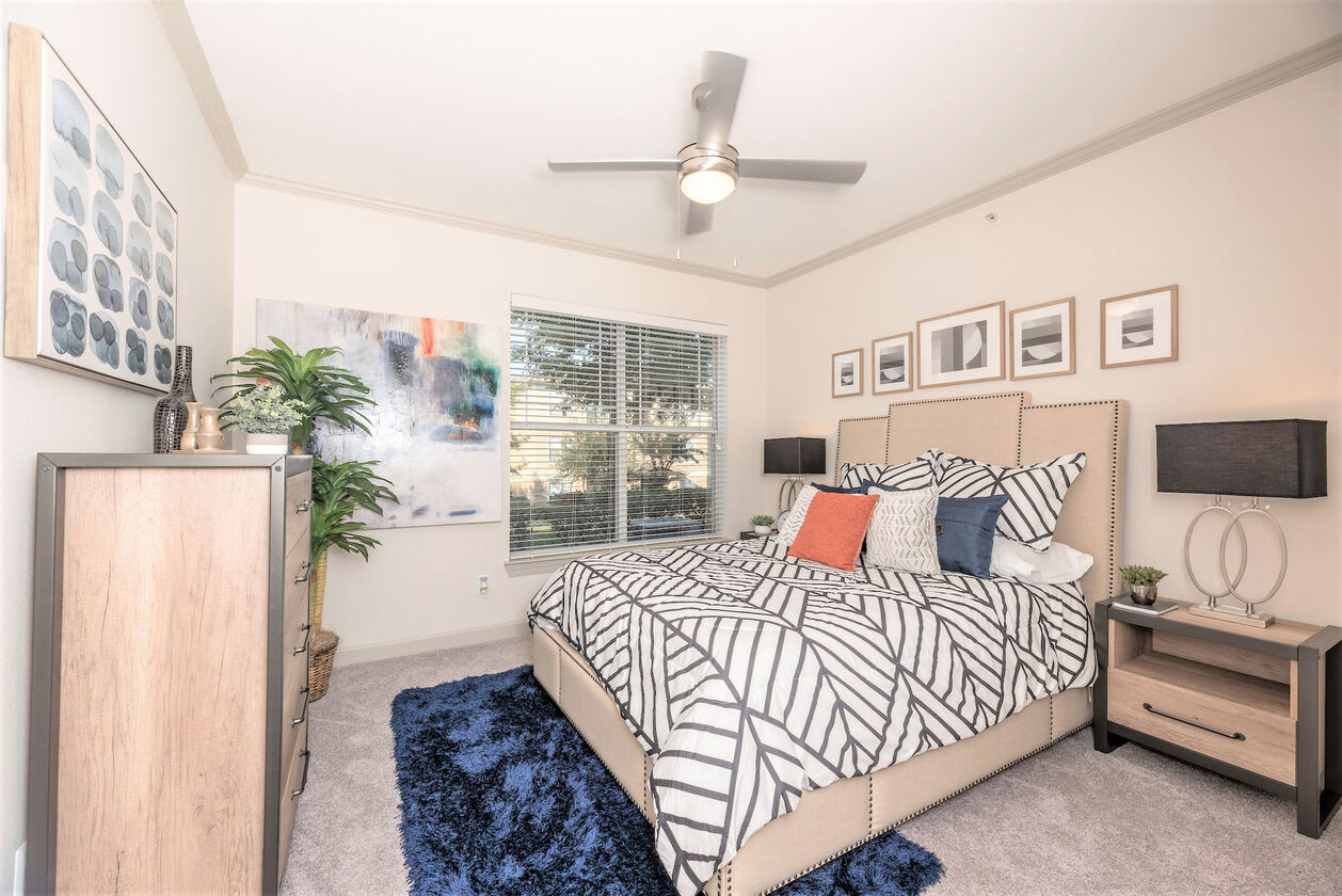 Woodbridge Villas Image 14