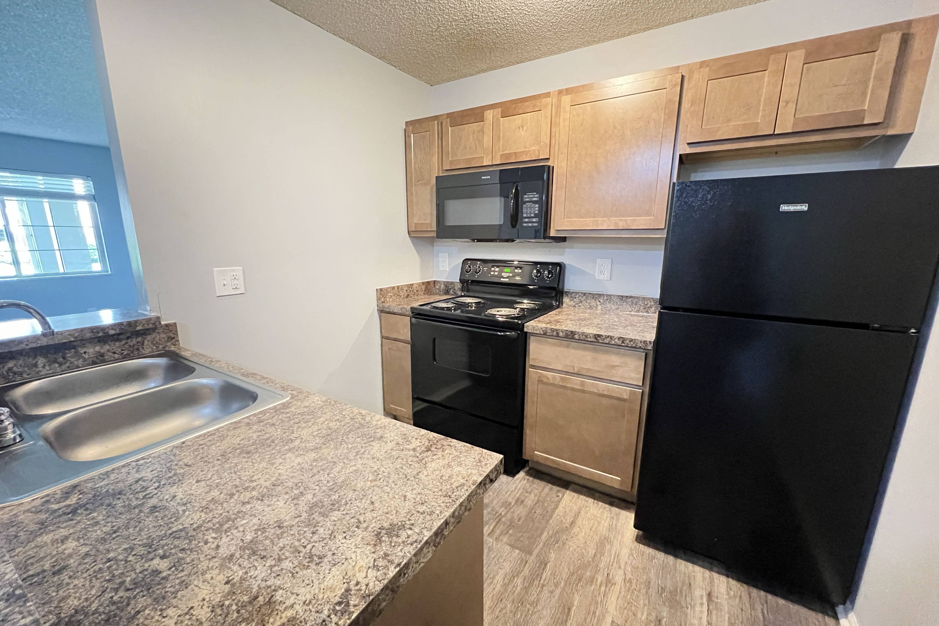 Eagle Crest Apartments Image 35