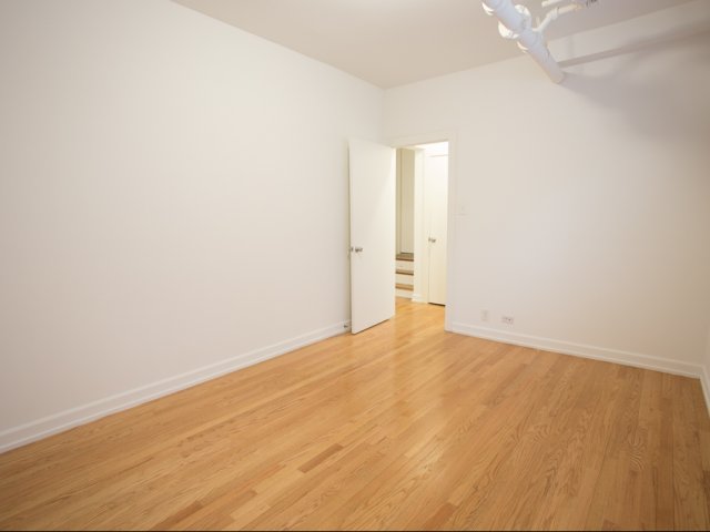 5034-5046 S Woodlawn Avenue Image 22