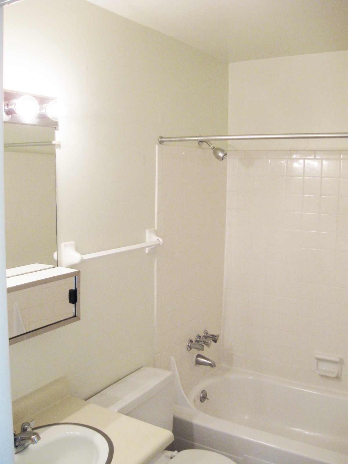 Apartments at Wyoming Hills Dayton