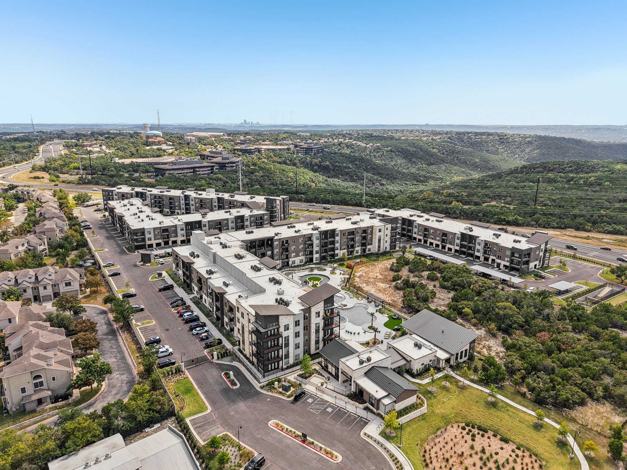 Aura High Pointe Image 38