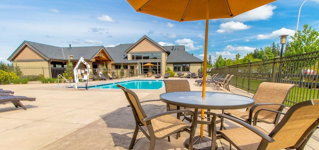 Four Lakes Apartments Image 2