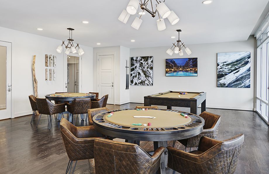 Camden McGowen Station Image 34