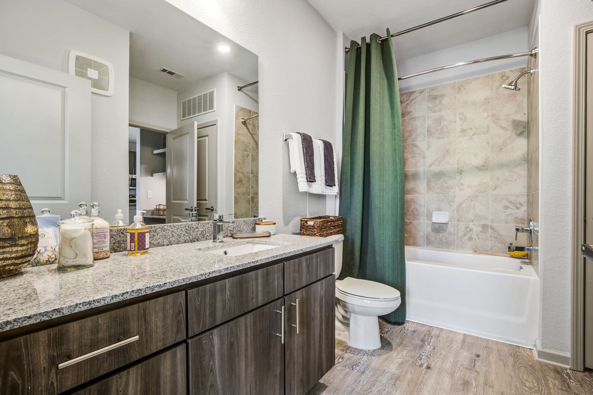 IMT Edgewater Image 4