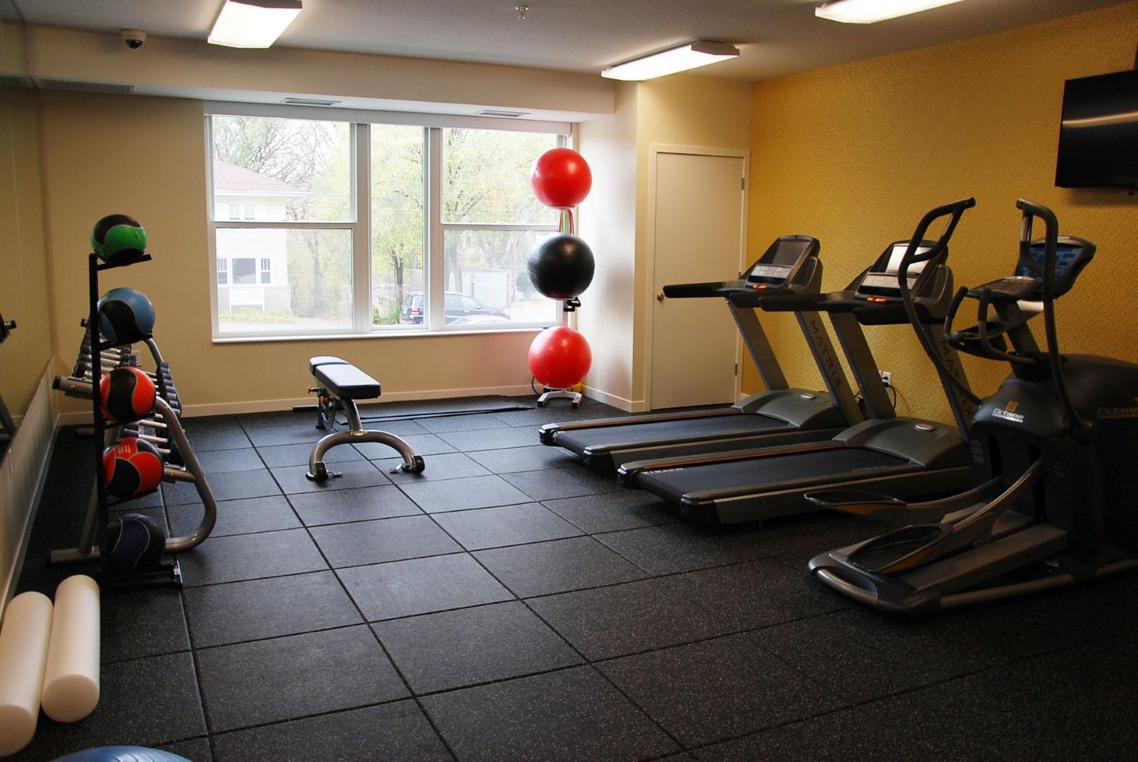 Elements of Linden Hills Image 7
