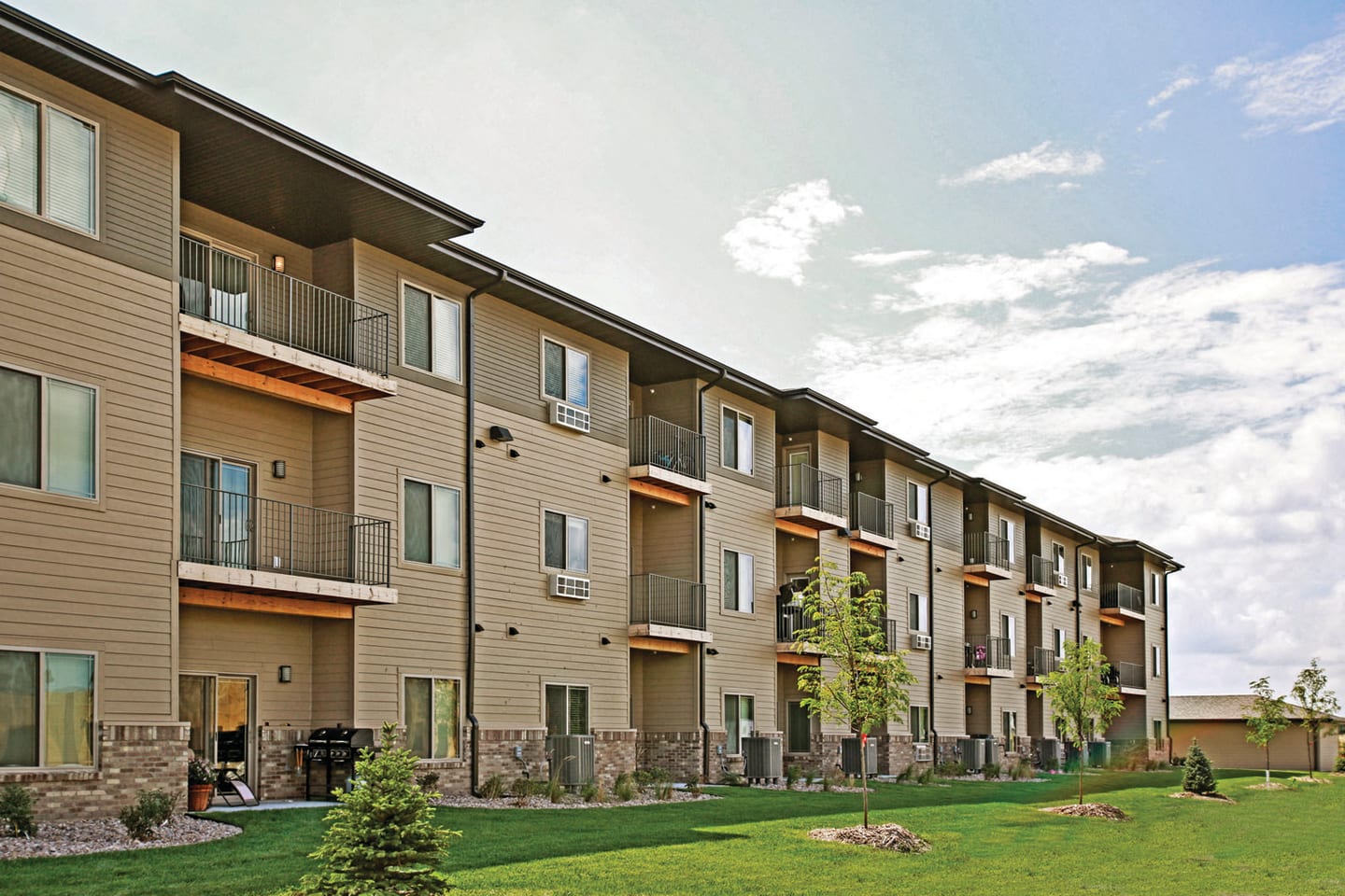 The Sterling Apartments at Grand Island Image 1