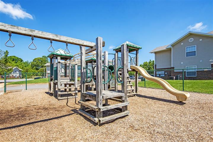 Windrush Apartments Image 4