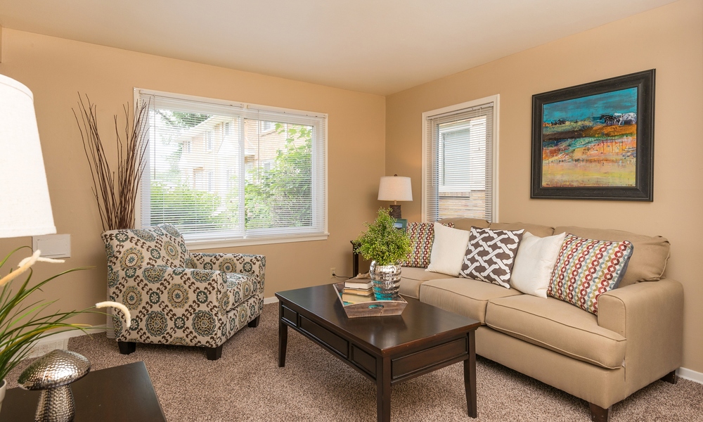 Brentwood Park Townhomes and Apartments Image 12