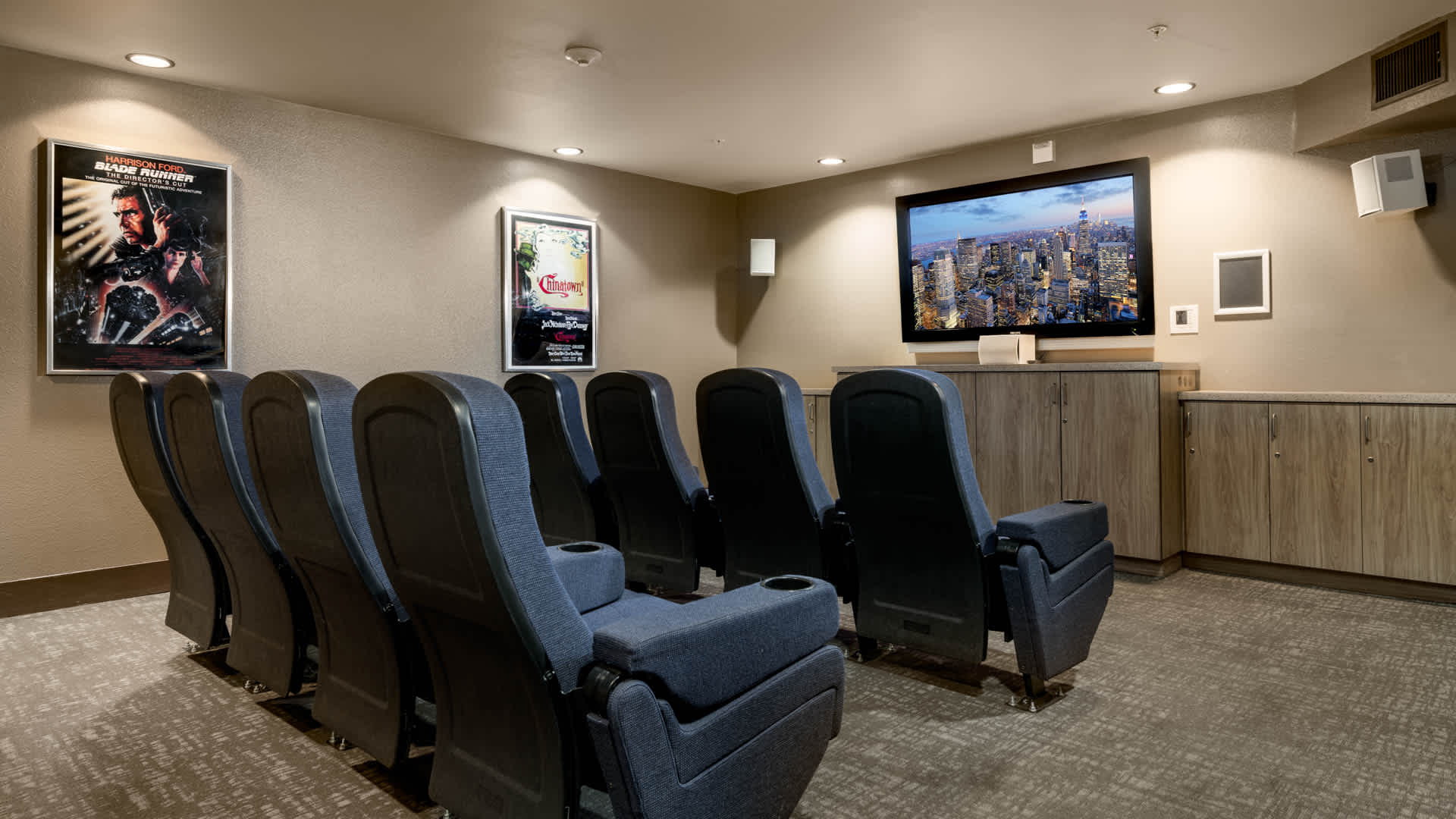 Market Street Village Image 30