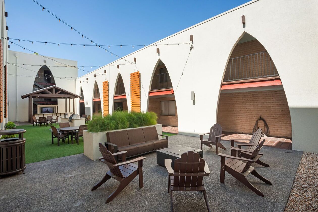 Camino Flats Image 2