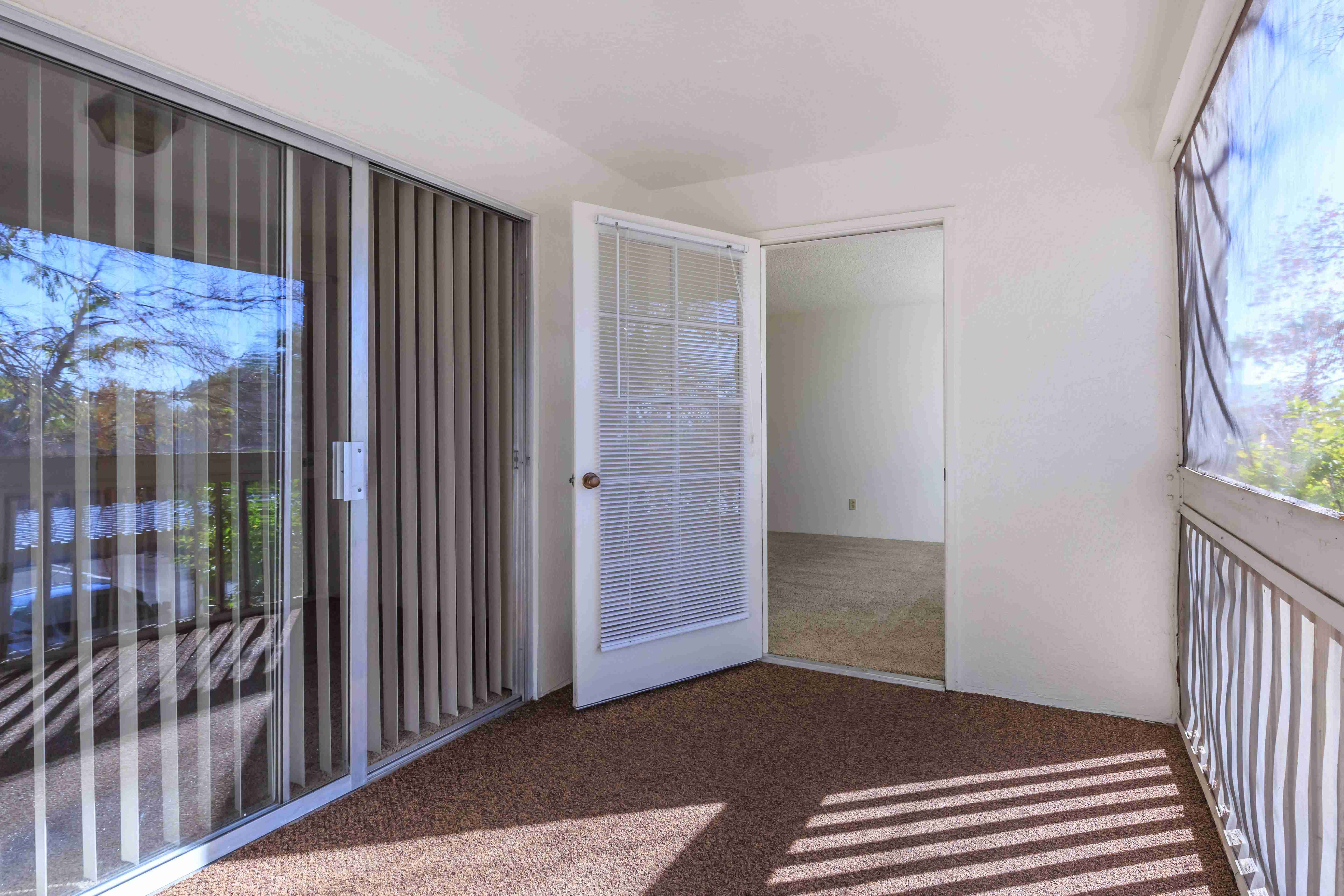 Carondelet Apartments Image 7
