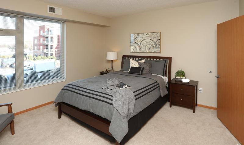 York Place East, LLC Image 11