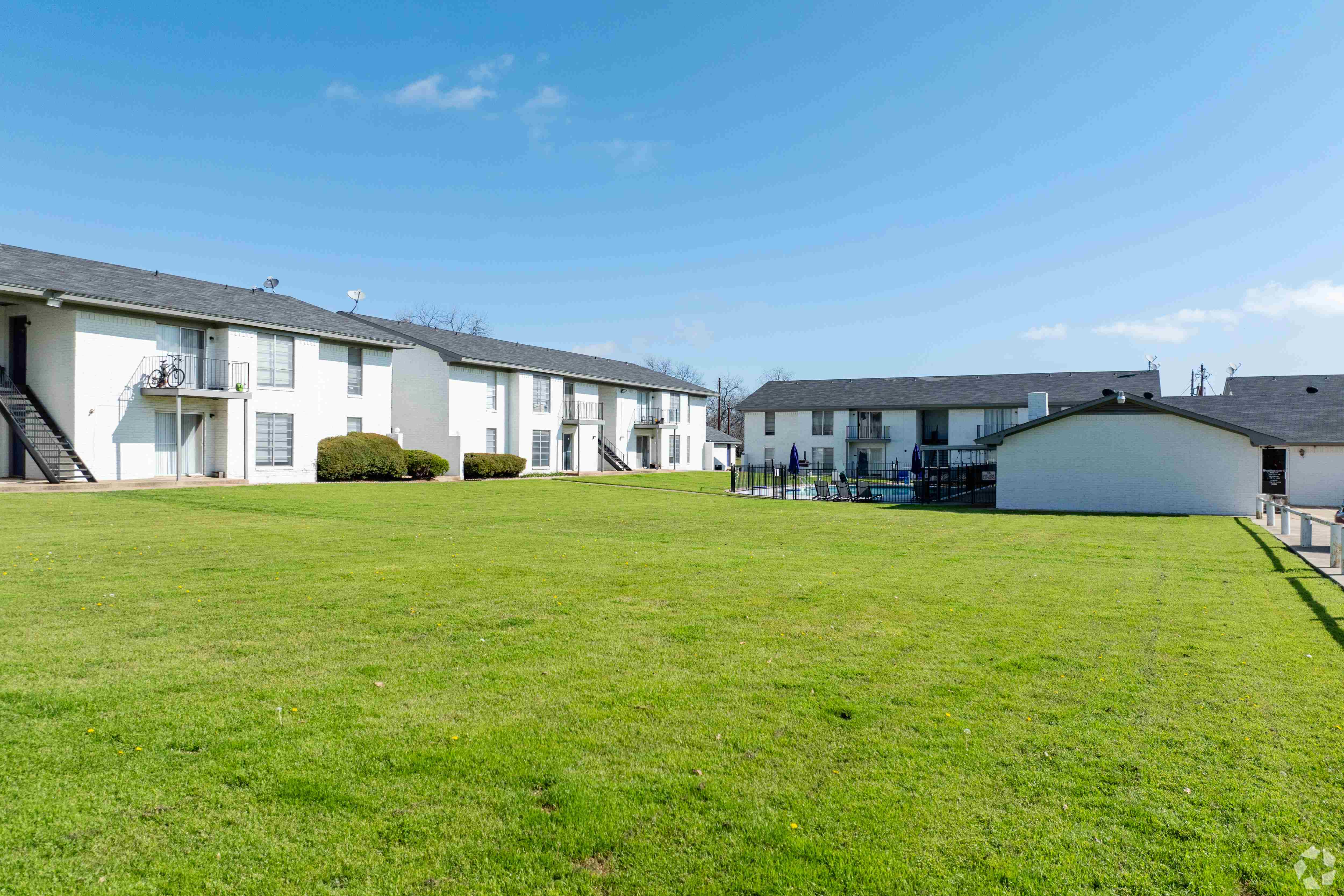 Lillian Crossroads Image 8