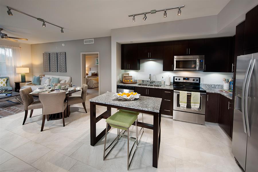 Berkshire Lauderdale By The Sea Image 4