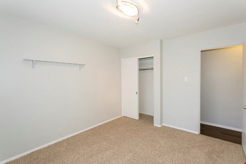 1190 Birch Image 15