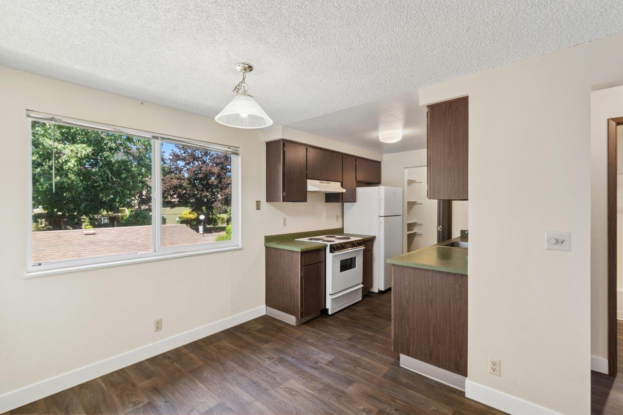 The Clairmont Image 11