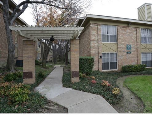 Vinings at Central Image 2