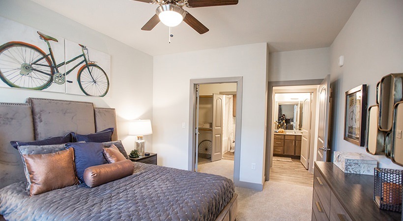 The Flats at Shadowglen Image 4