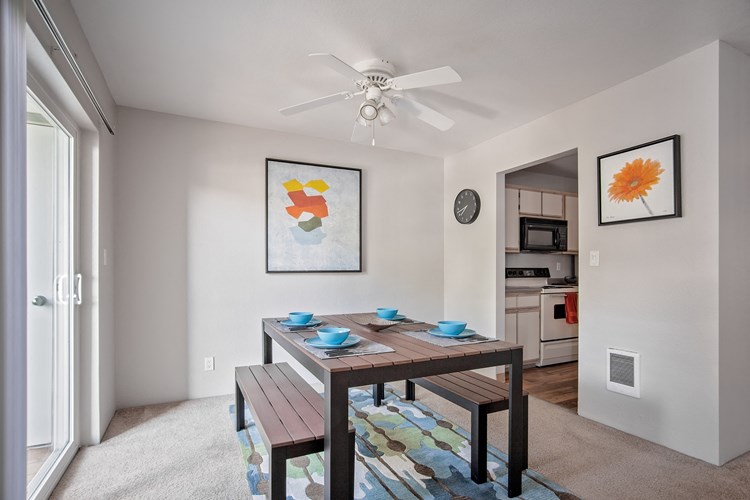 Clermont Apartments | Dining Room