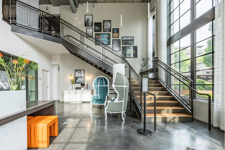 Ayla on Krog Image 6