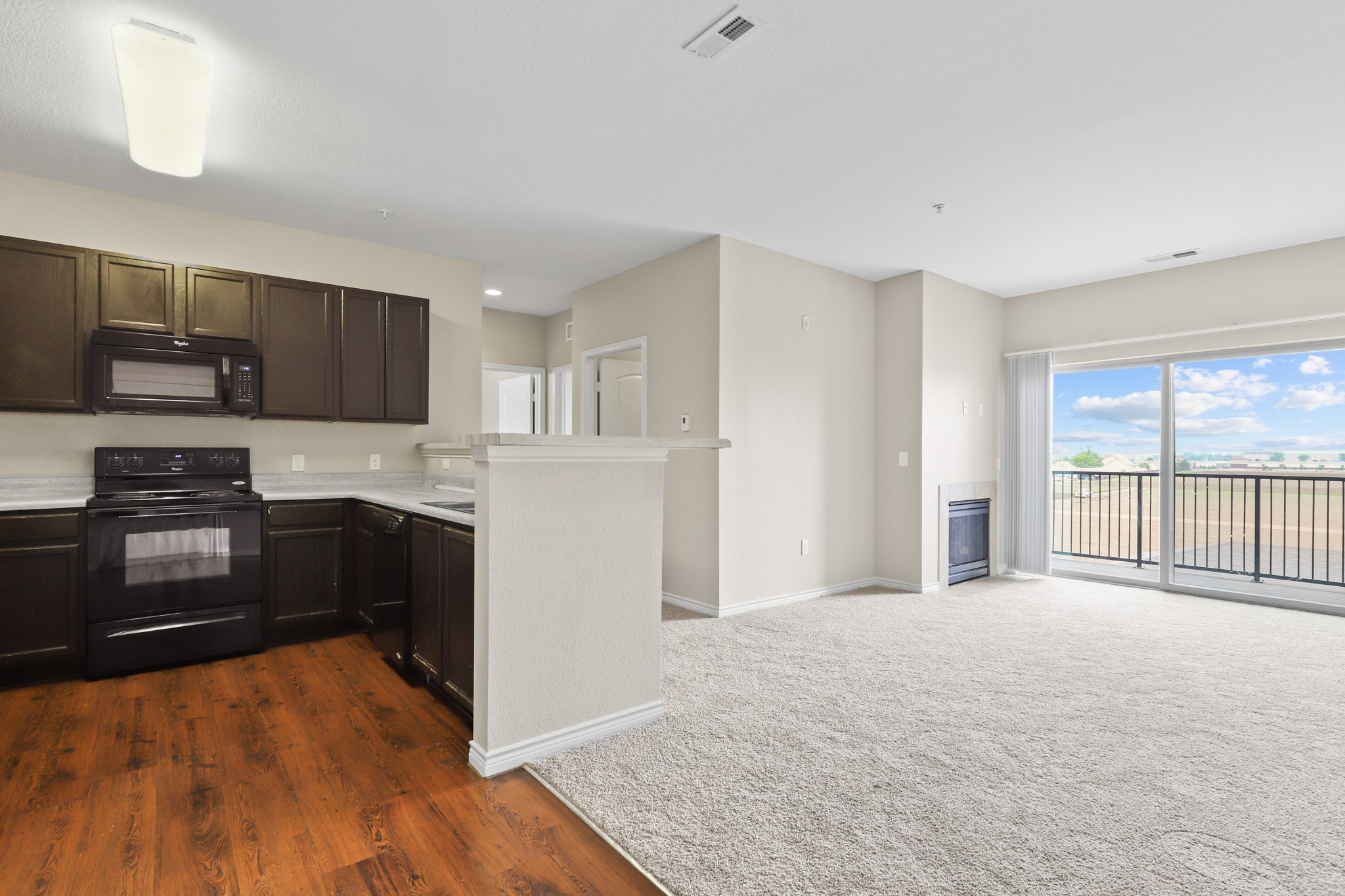 Solaire Apartment Homes Image 22