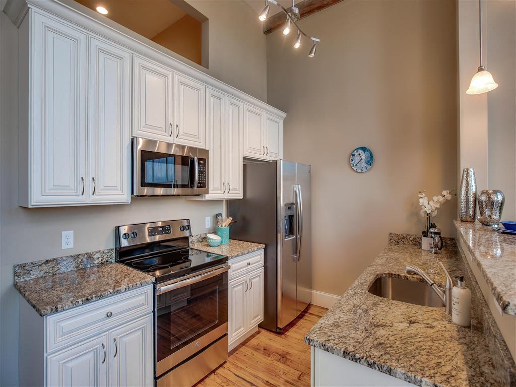 Colony Mill Image 13