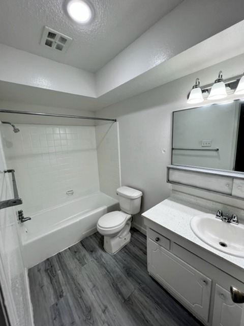 Palms at Chimney Rock Image 10