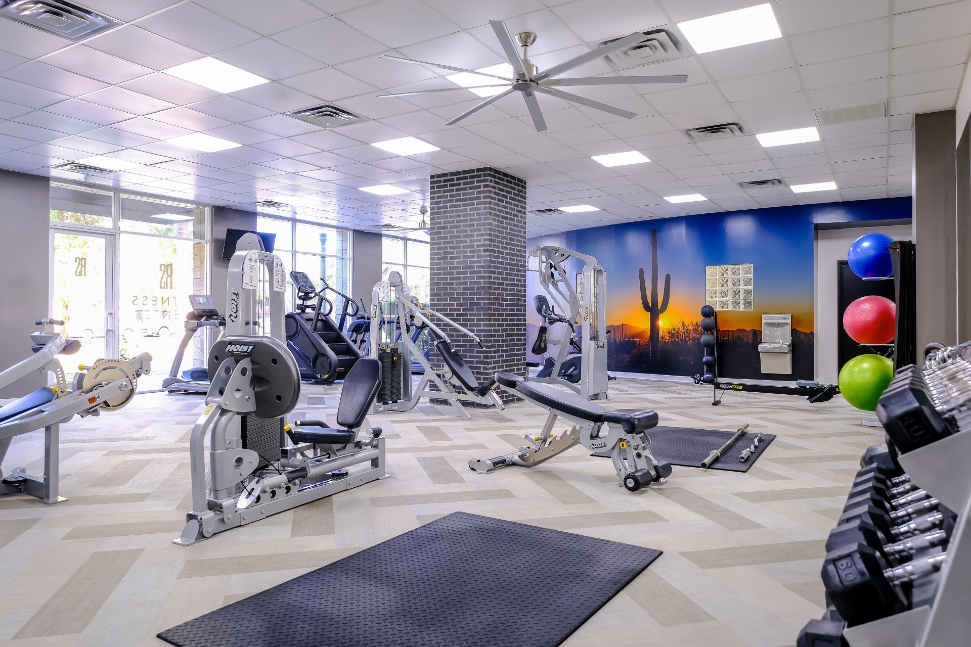 Roosevelt Square Image 16